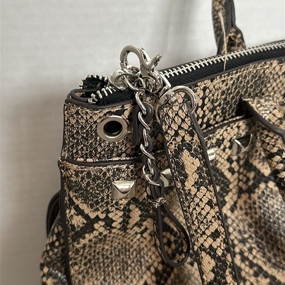 Carlos Santana 2 pc Purse and Wristlet snake print - Picture 3 of 16